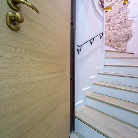 Heritage * سبليت